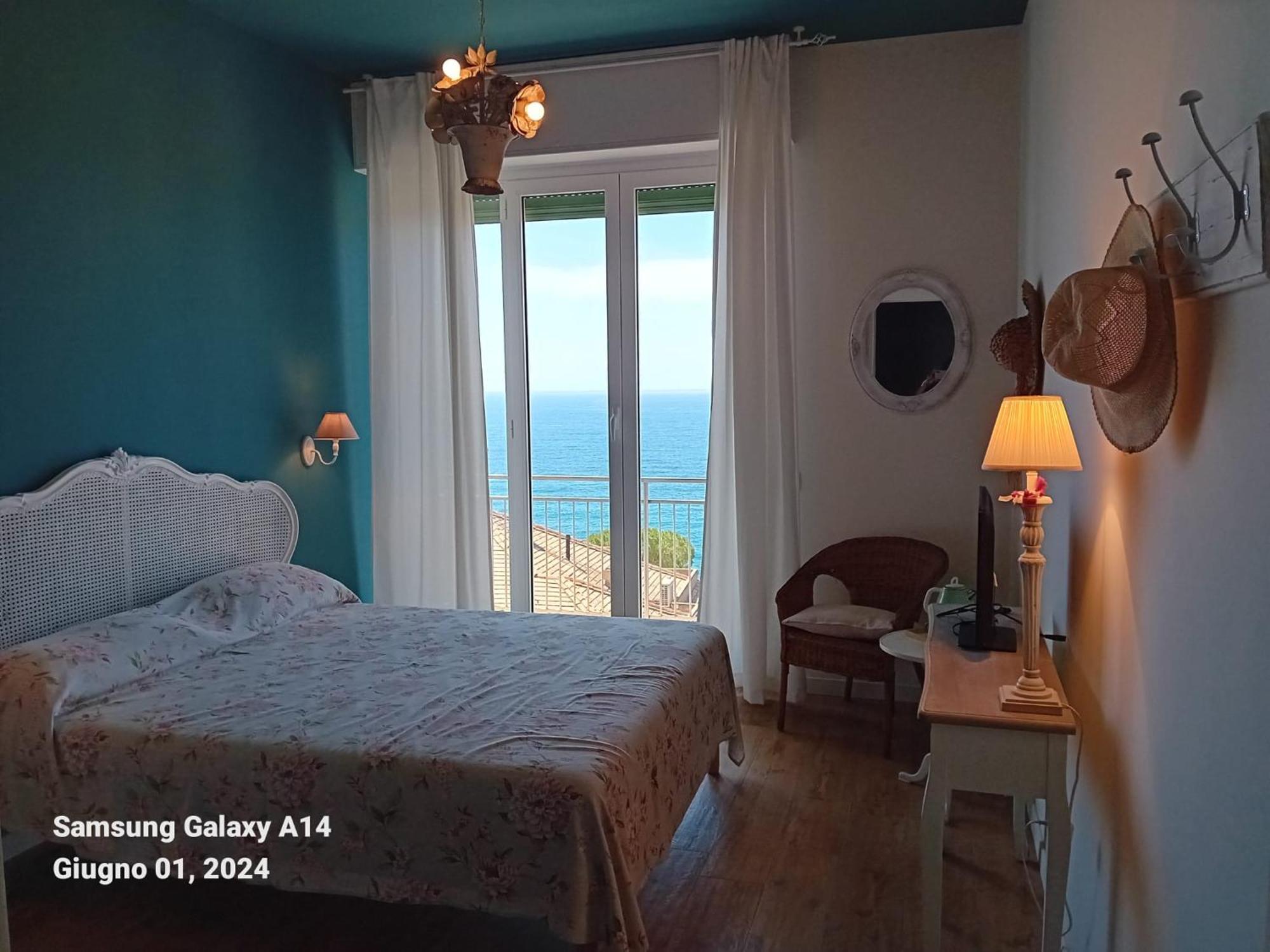 B&B Villa Shiverty П'єве-Ліґуре Екстер'єр фото